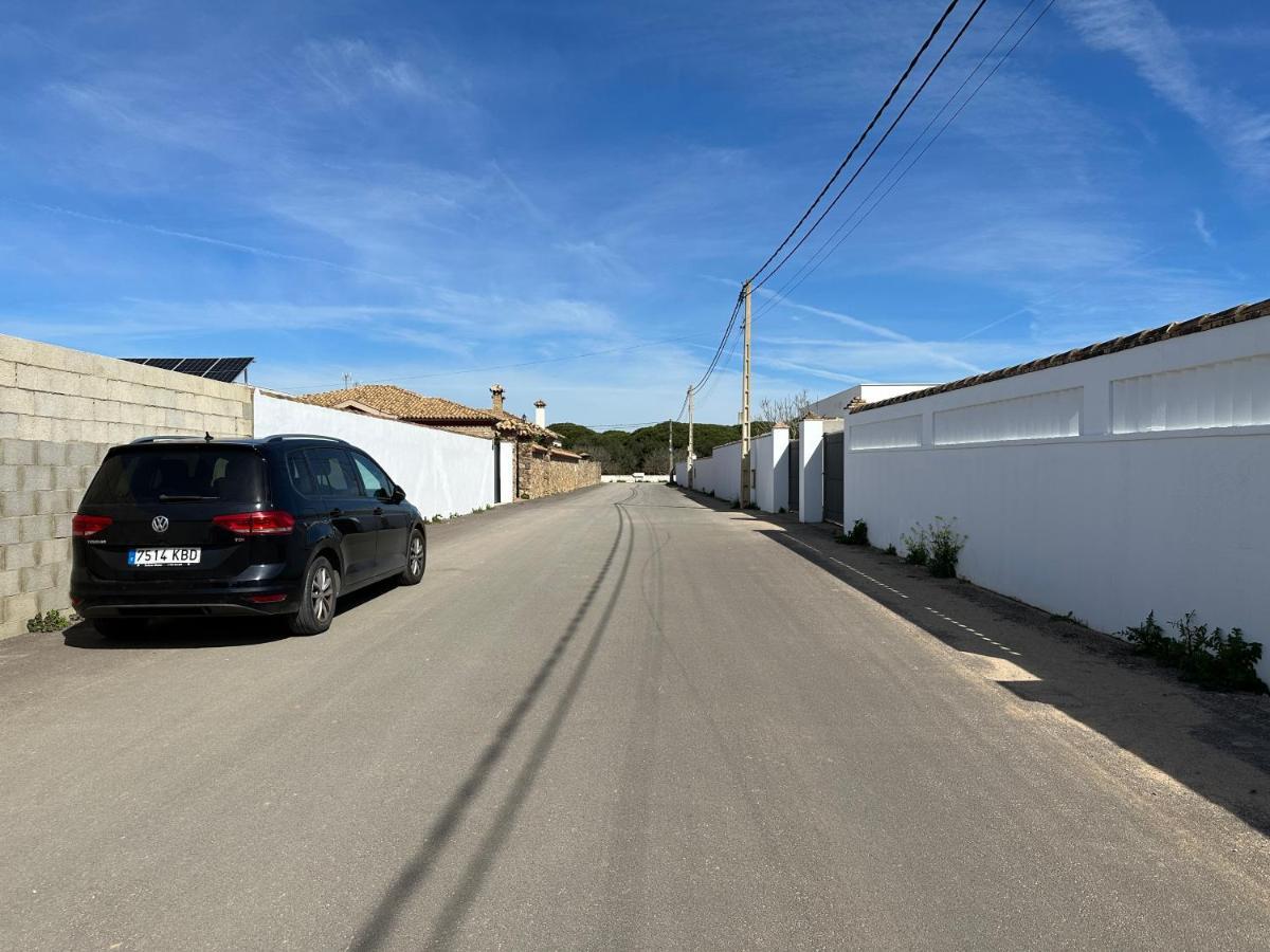 Sumatra Chalet Chiclana de la Frontera Exteriör bild