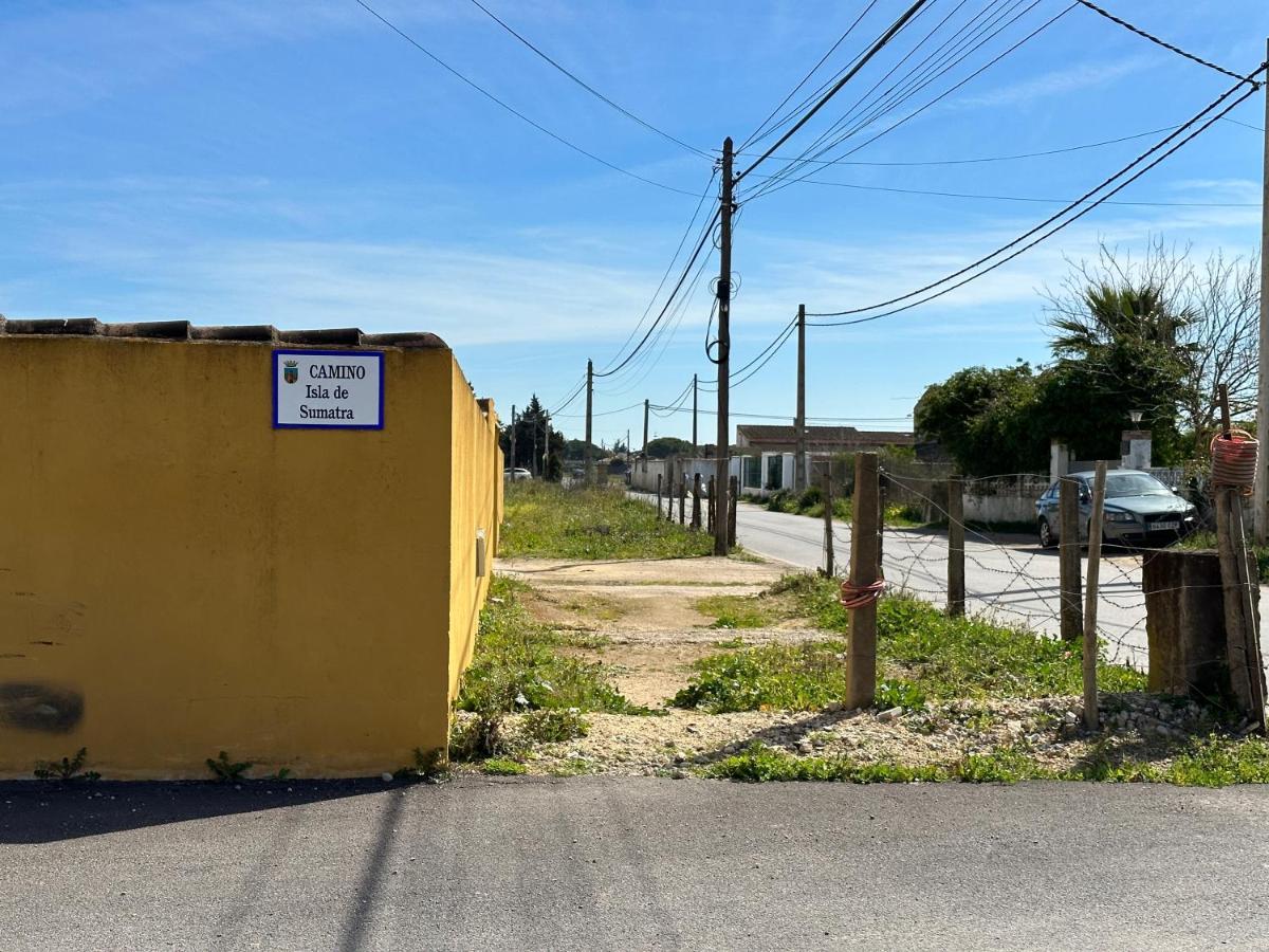 Sumatra Chalet Chiclana de la Frontera Exteriör bild
